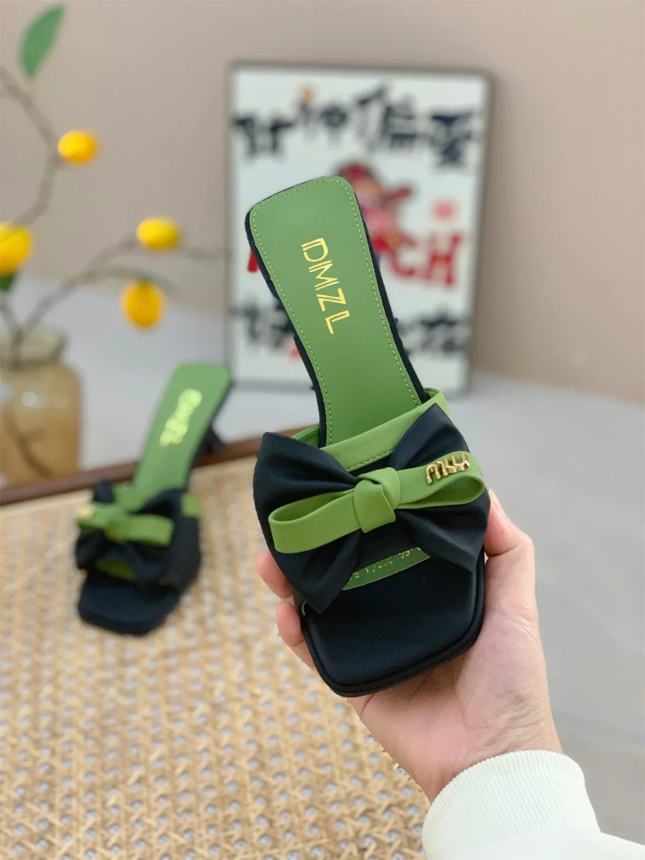 Fashionable Bow Tie Square Toe Slim Heel Women's Shoes