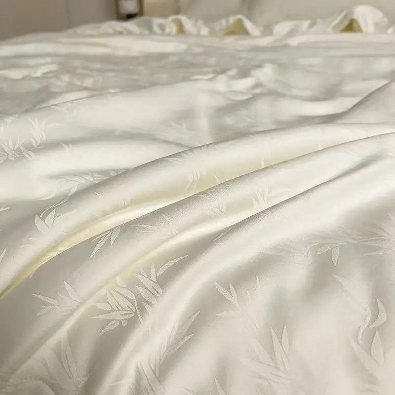 Princess Jacquard Lace Quilt Bedding Summer Blanket Cool Feeling Silky Comforter Thin Duvet