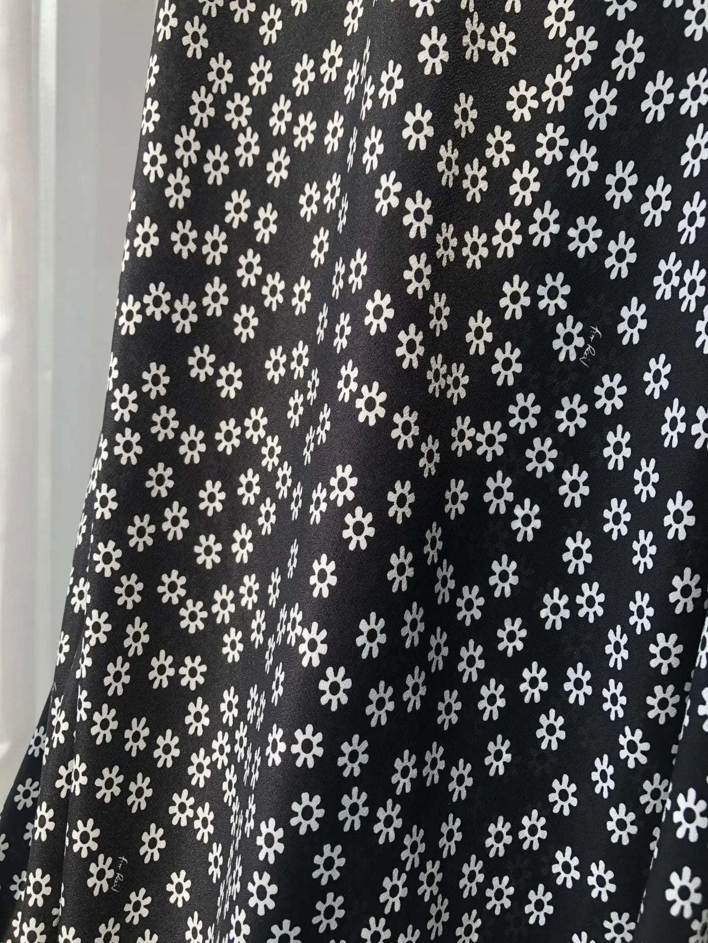 French Daisy Vintage Girl Silk Polka Dots U Neck V Back Sexy Summer Women Long Dress