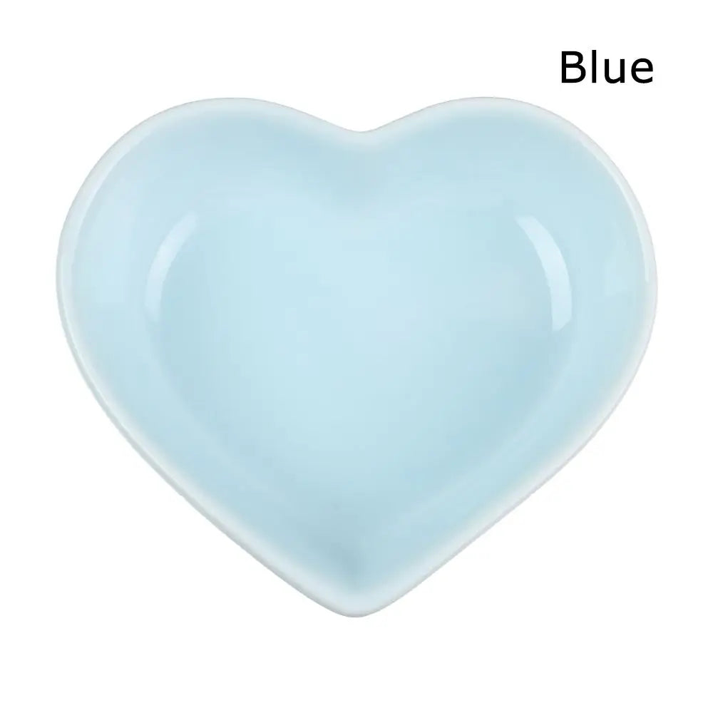 Colorful Mini Condiment Dishes Heart Shape Ceramic Sauce Dish Cute Seasoning Dish Dipping Bowl Snack Serving Dishes Tableware