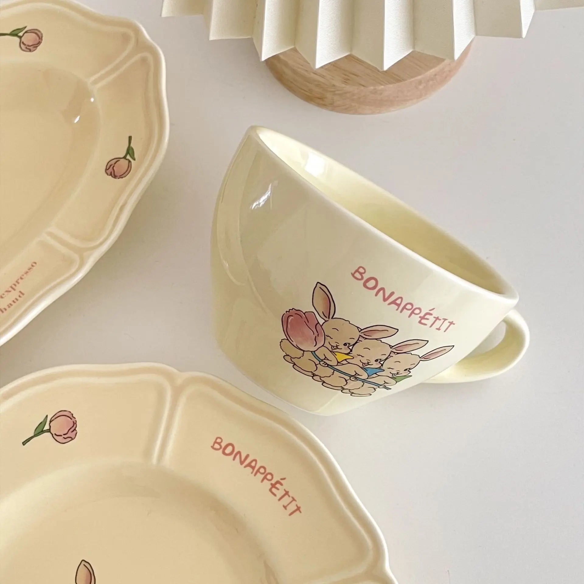 Vintage Plate French Three Rabbit Plate Tulip Cream Lace Plate Irregular Dessert Ceramic Oval Plate & Cup