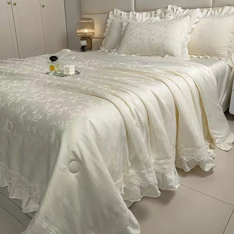 Princess Jacquard Lace Quilt Bedding Summer Blanket Cool Feeling Silky Comforter Thin Duvet