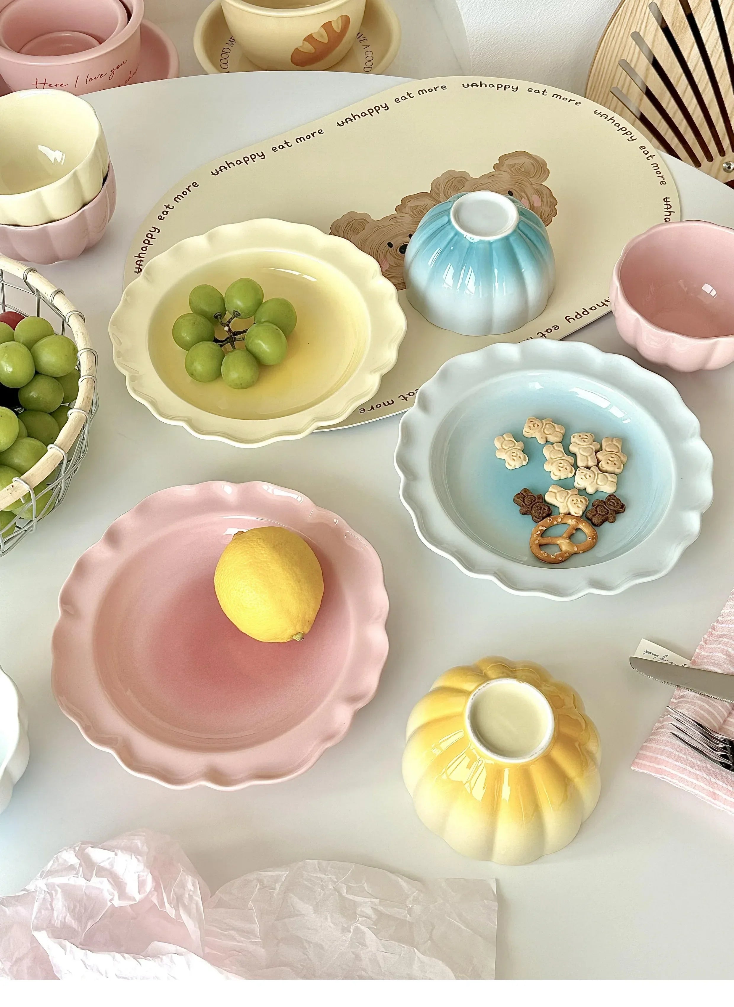 Cute Blush Gradient Plate Dessert Fruits and Vegetables Plate Yogurt Rice Bowl Underglaze Ceramic Tableware Set