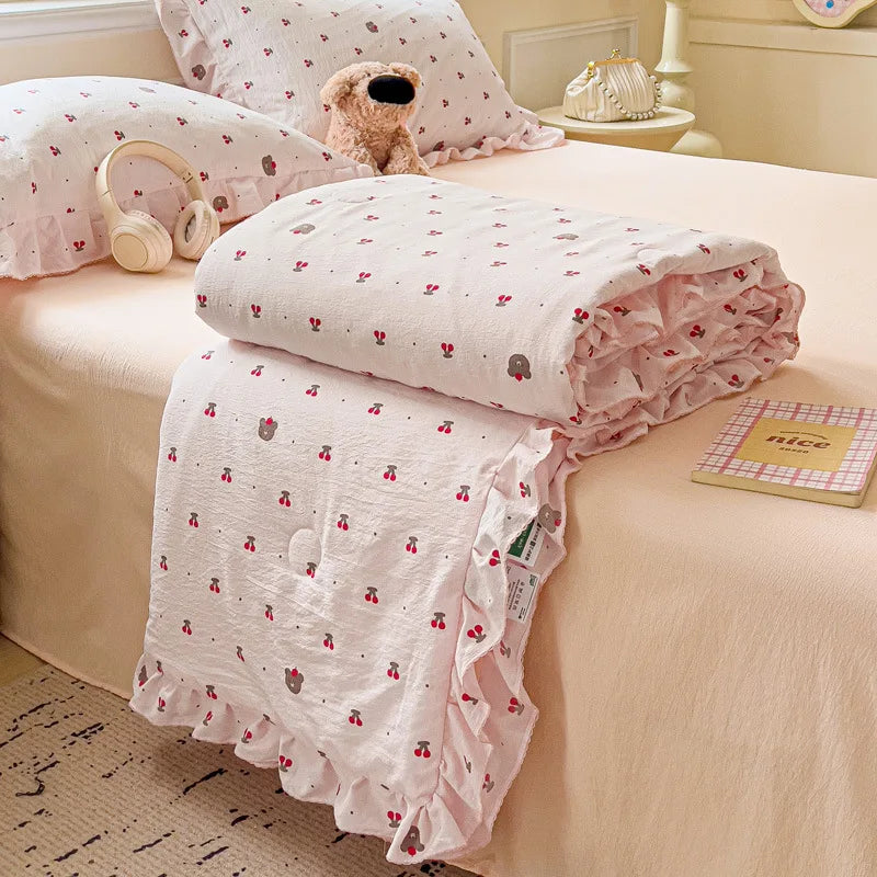 Korean Quilt with Lace and Ruffle Pure Cotton Patchwork Comforter for Summer Skin-Friendly Breathable Cooling Blanket for Home