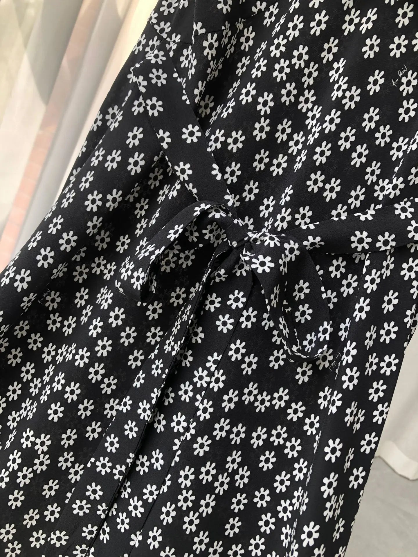 French Daisy Vintage Girl Silk Polka Dots U Neck V Back Sexy Summer Women Long Dress