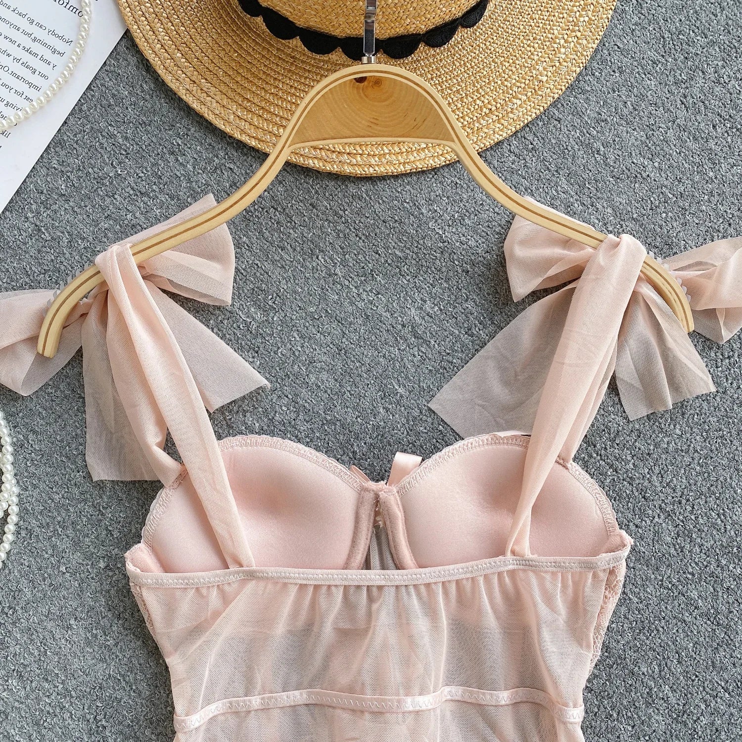 Spaghetti Strap Tank Top for Women Strapless Build in Bra Lace Patchwrok Tulle Bow Camis Summer Casual Female Camisoles