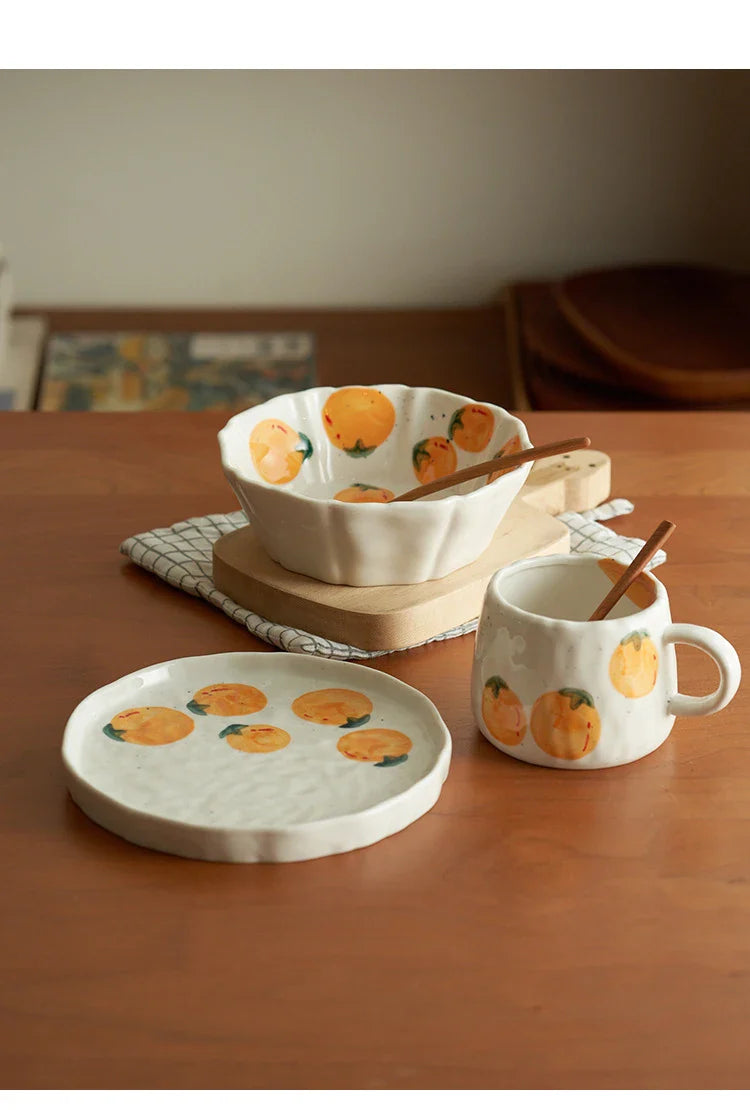Hand-painted Fruit Pattern Ceramic Plate