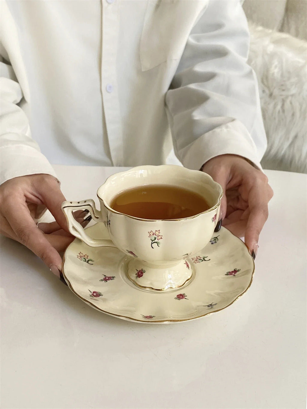 Floral Ceramic Cup and Saucer Tea Set Accessible Luxury Cup and Saucer Afternoon Tea Cup