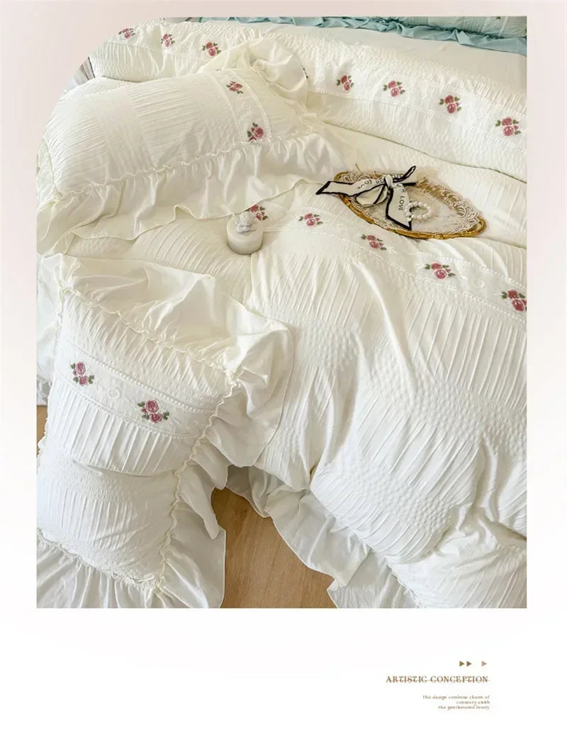 French Embroidered Lace Bubble Gauze Bedding Set Elegant Princess Style Duvet Cover Set Ruffled Comforter Cover Sets