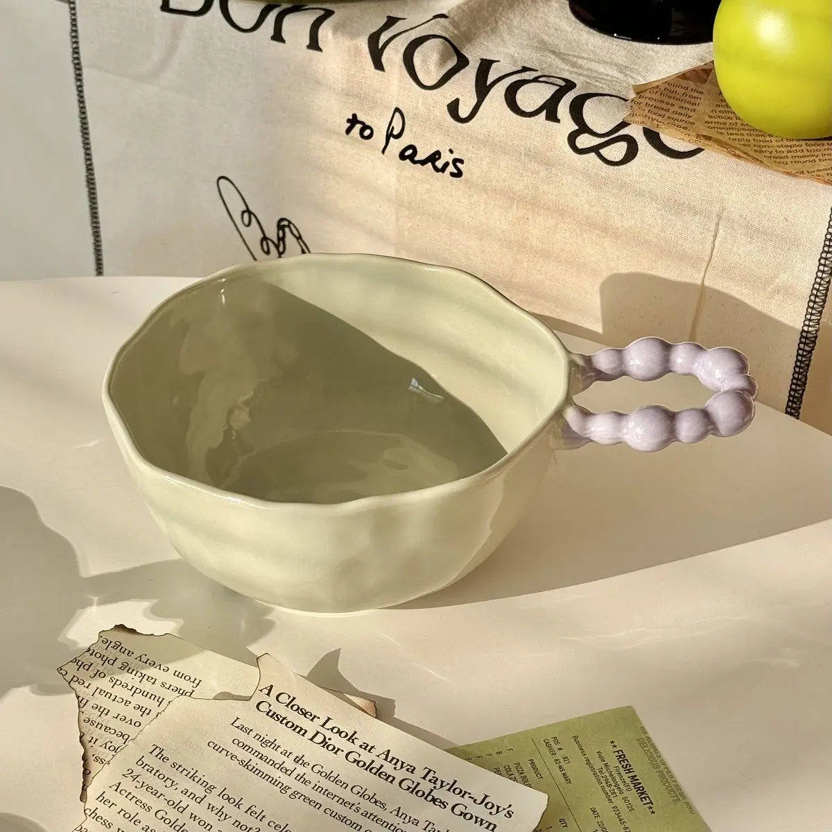 High Beauty Ceramic Instant Noodle Bowl with Pearl Handle Home Irregular Shape Cute Yogurt Bowls Fruit Dessert Tableware