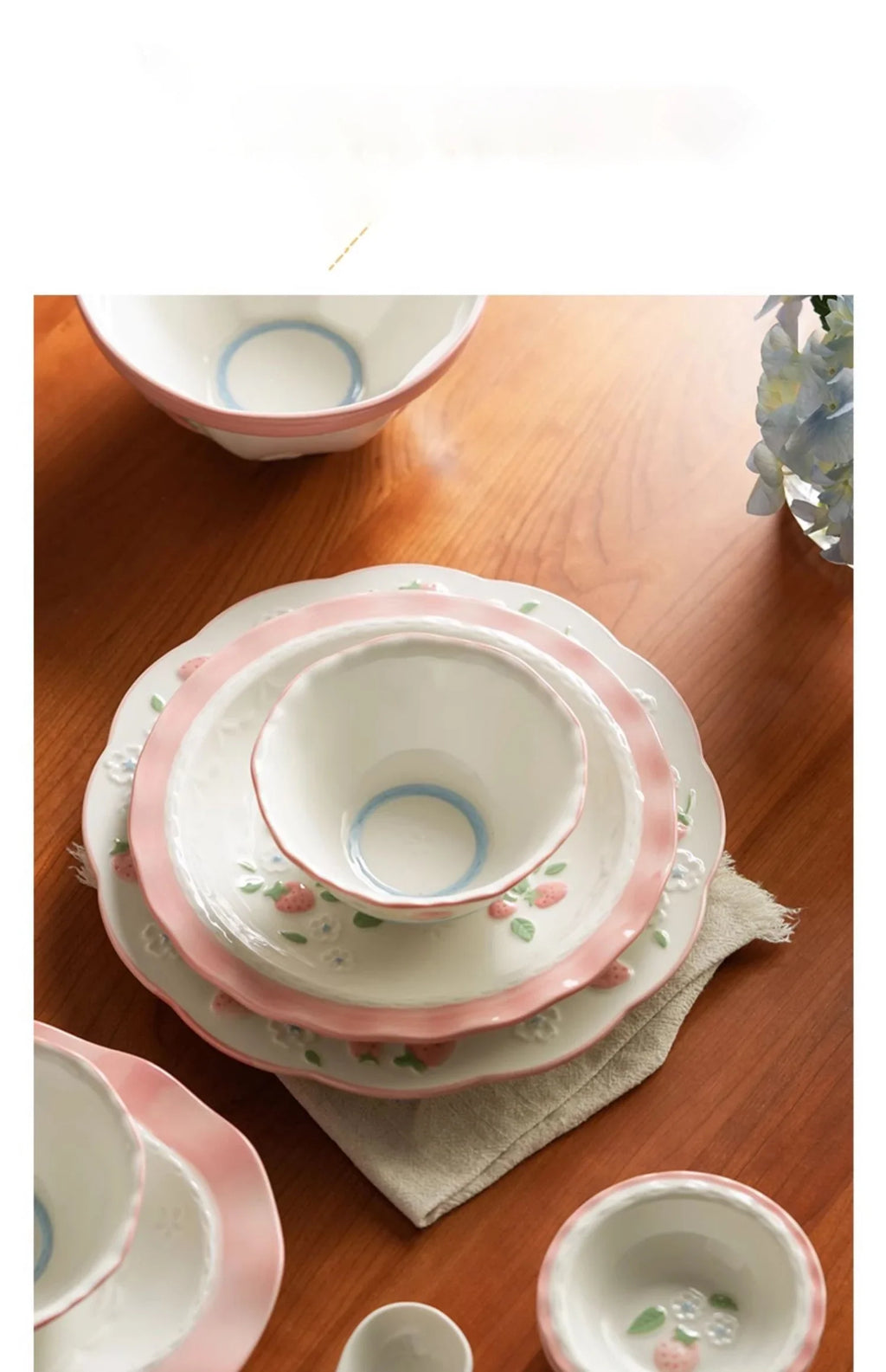 High Grade Strawberry Pattern Cute Girl Plate Bowl