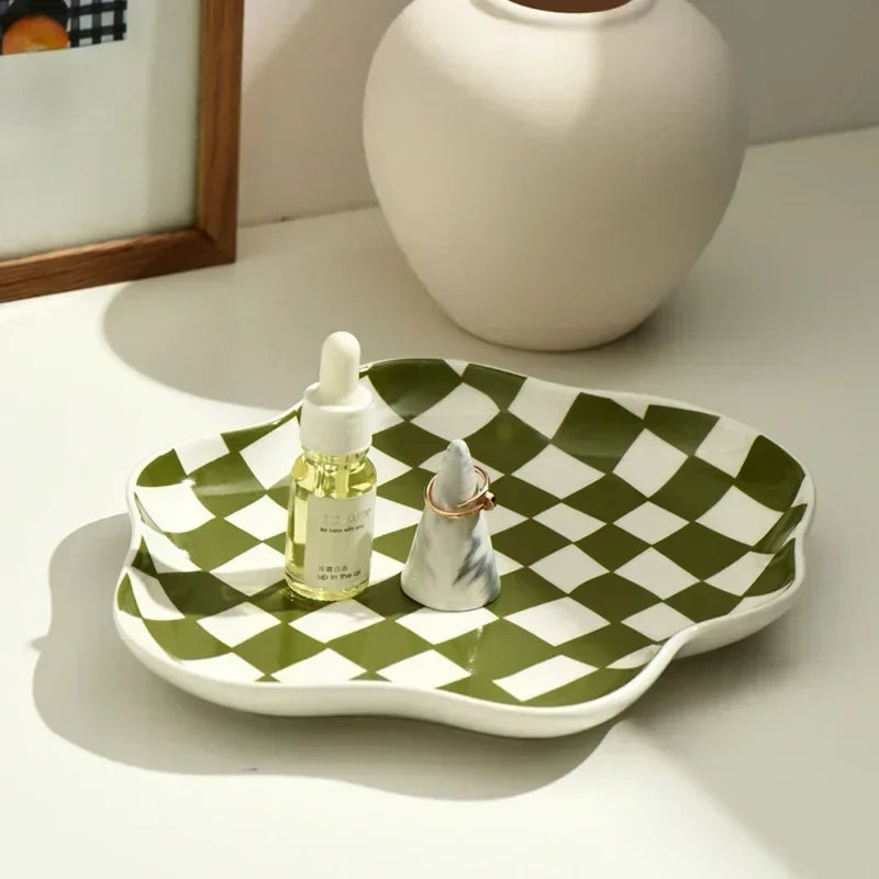 Retro Checkerboard Ceramic Plate Jewelry Home Decoration
