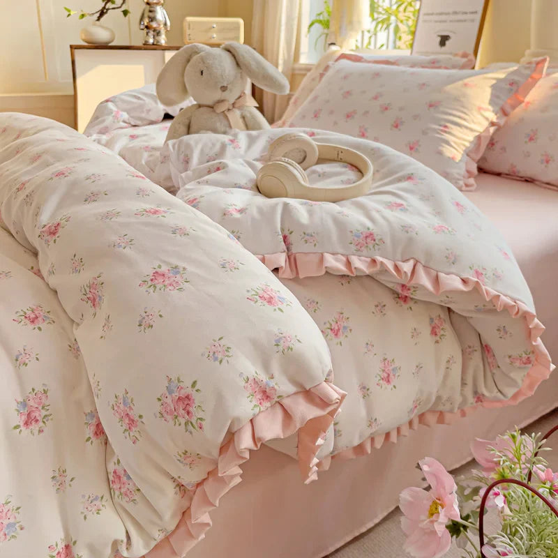 Princess Style Flowers Ruffles Soft Skin-friendly Duvet Cover Set Pillowcases Bedding Set