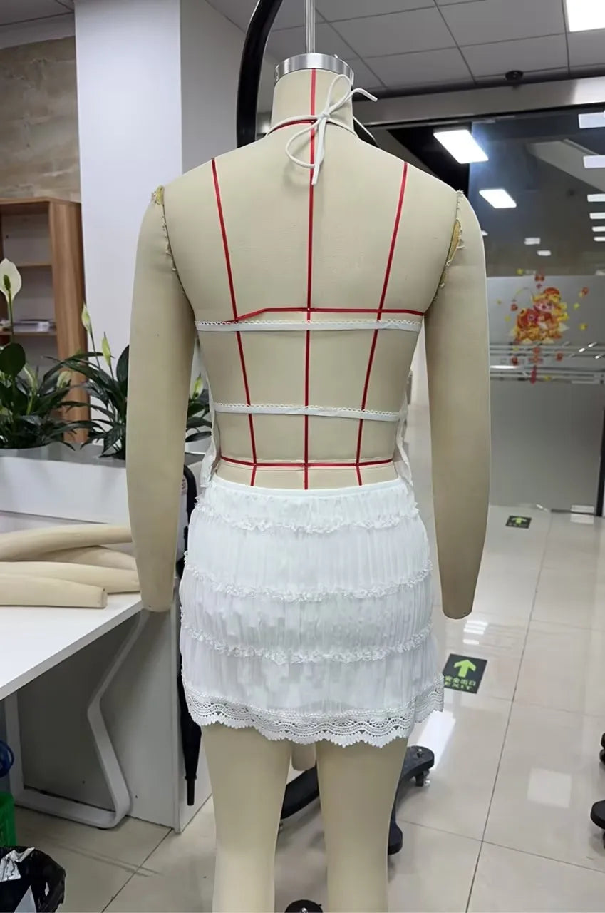 Women 2 Pcs Smocked Outfits Set Sleeveless Lace-up Halter neck Crop Camis Vest+High Waist Floral Lace Hem Pencil Skirt