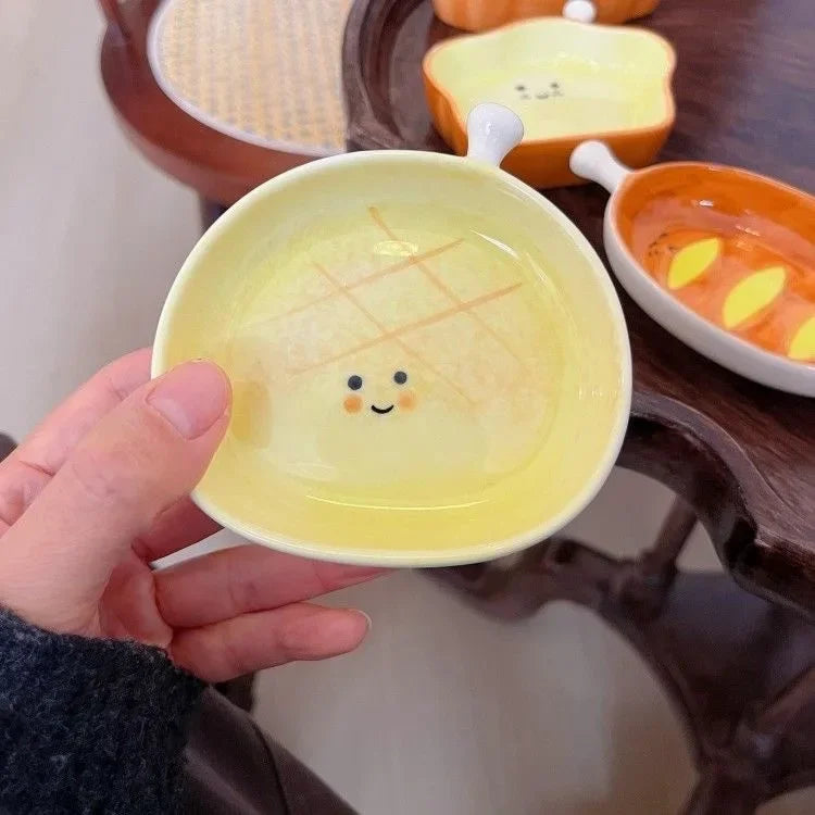 Croissant Plate Ceramic Seasoning Disc Creative Dipping Sauce Plate Cute Dessert Plate and Irregular-shaped Butterfly