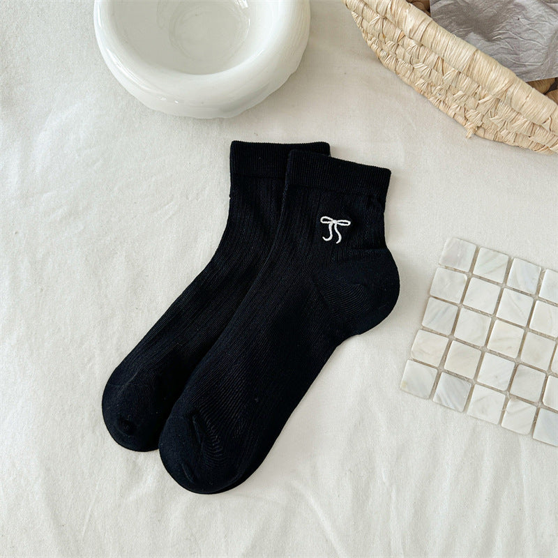 Feminine Bow Embroidered Short Thin Socks