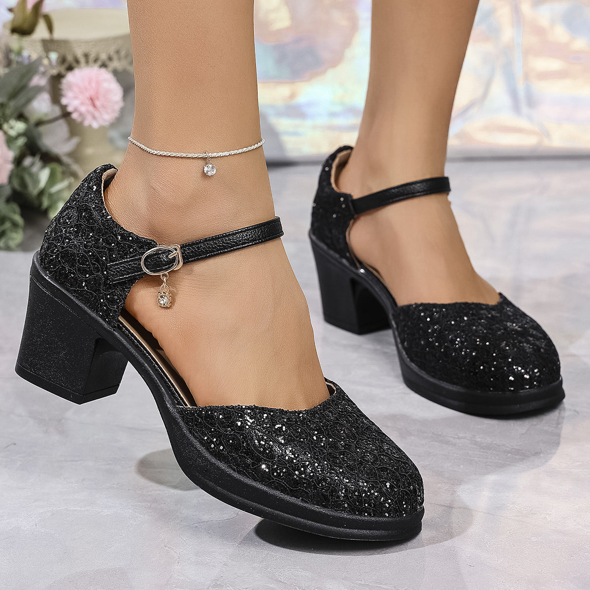 Round Head Chunky Heel Plus Size Buckle Sandals For Women
