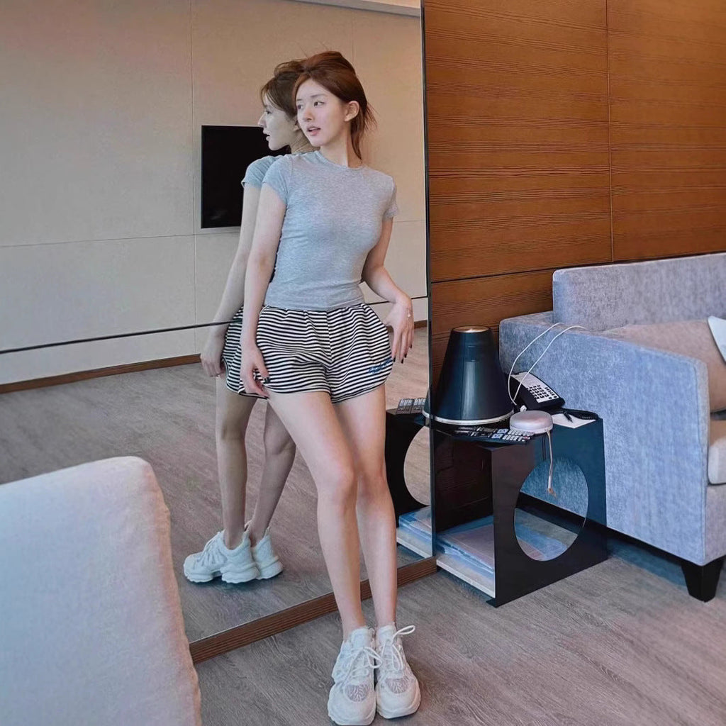 Classic Shoulder Hot Girl Sports Bottoming Skinny Top