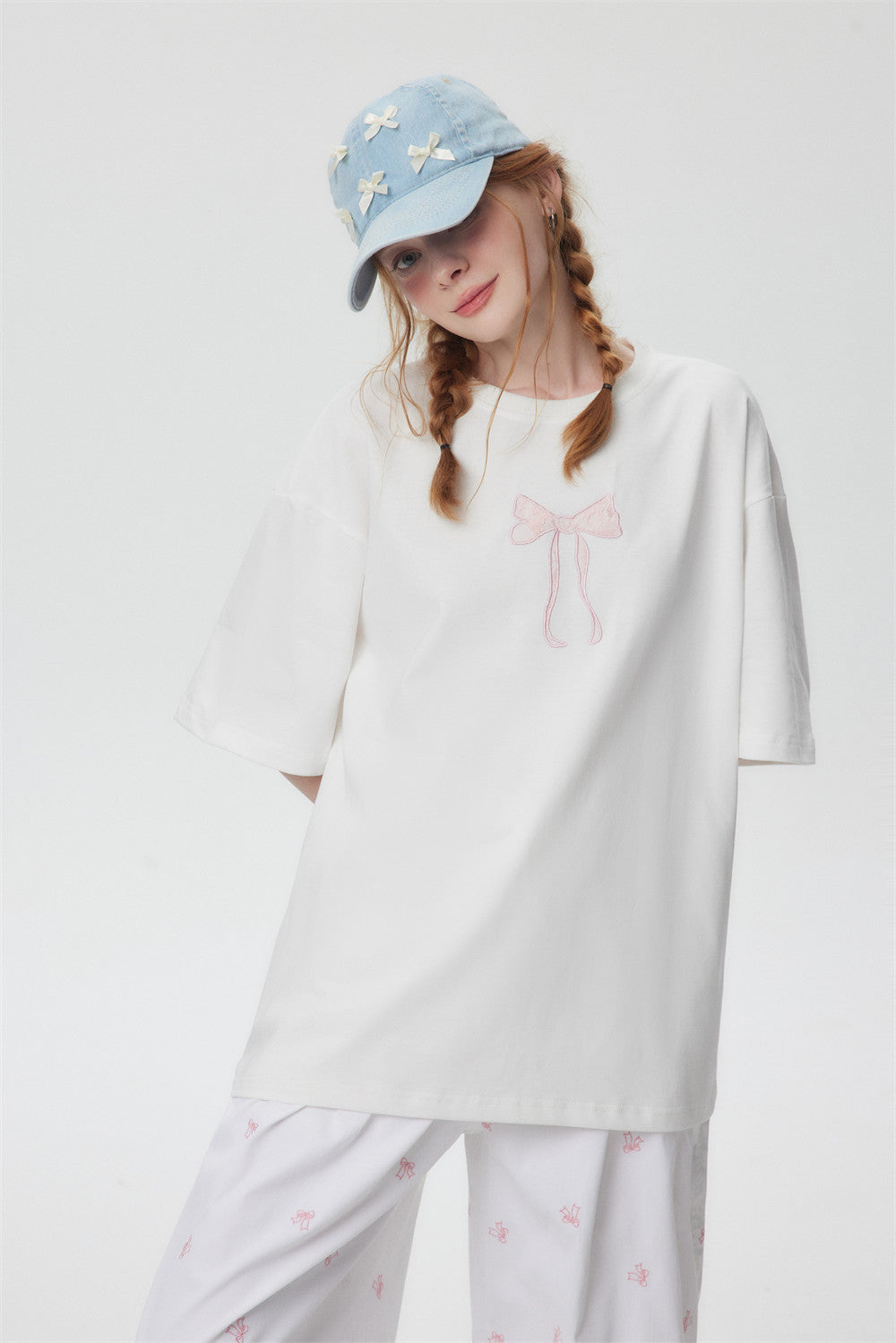 Women's Bow Embroidered Short-sleeved T-shirt